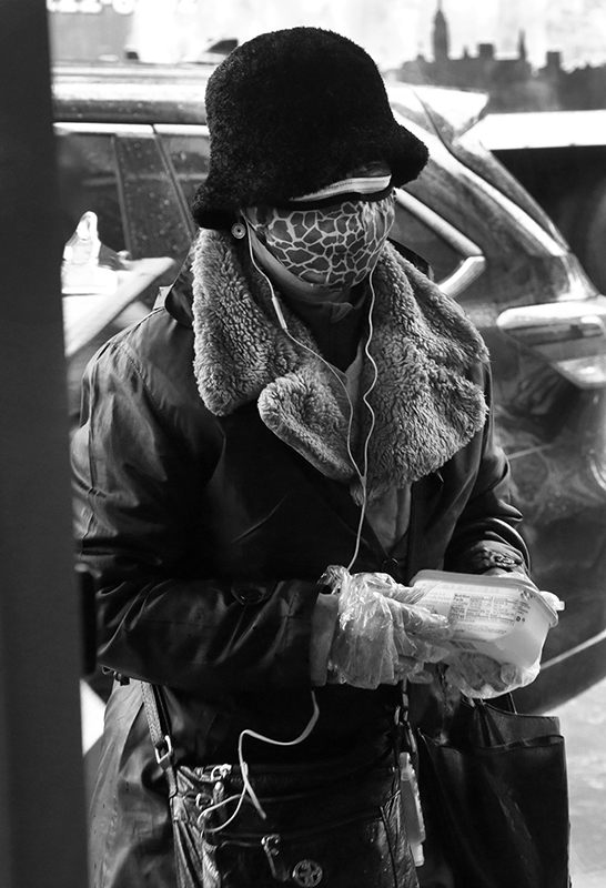 2020 : Food Lines : Seventh Day Adventists Help the Needy : Streetlife : New York City : Times Square : Richard Moore : Photographer : Photojournalist